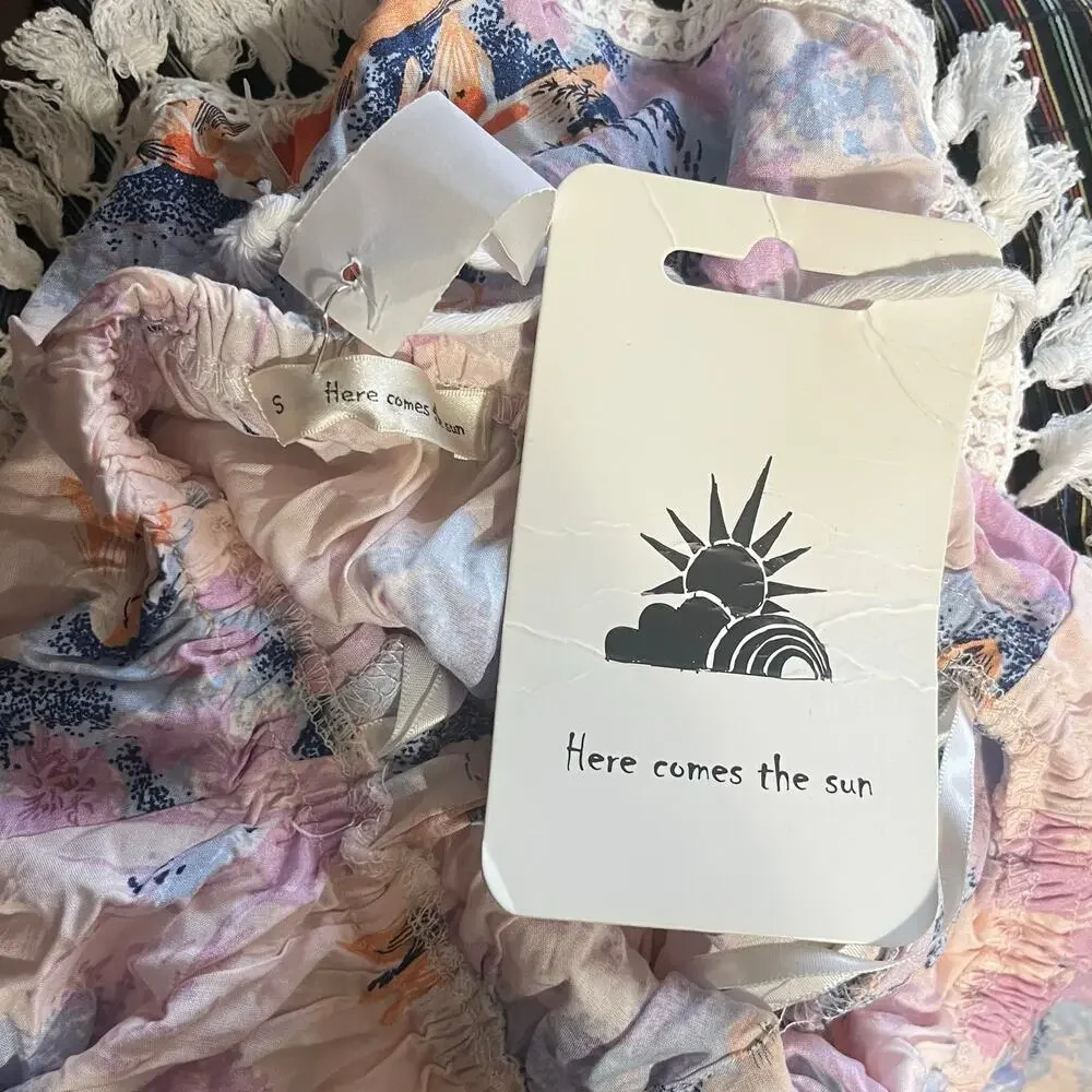 NWT Here Comes The Sun Floral Romper Women’s Small Pink Fringe Boho Beach $148 - Picture 4 of 7